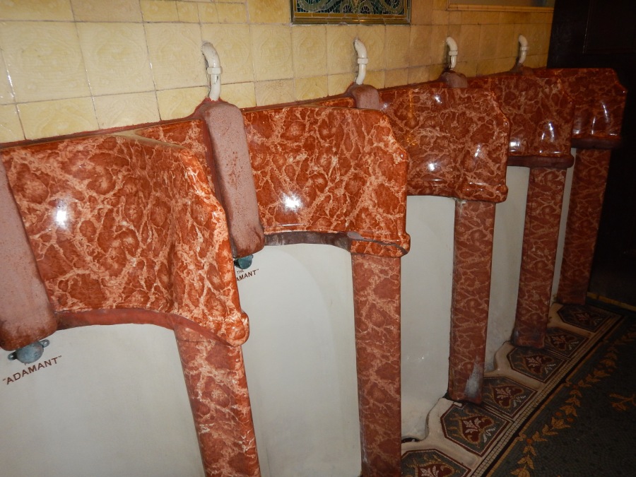 that's marble around the urinals (i didn't take this picture)